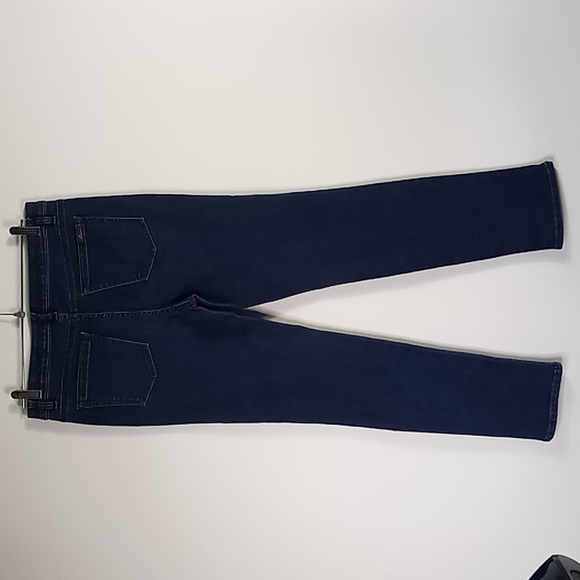 J M Collection Mid-Rise Tapered Leg Blue Jeans Size 8 - Picture 2 of 16